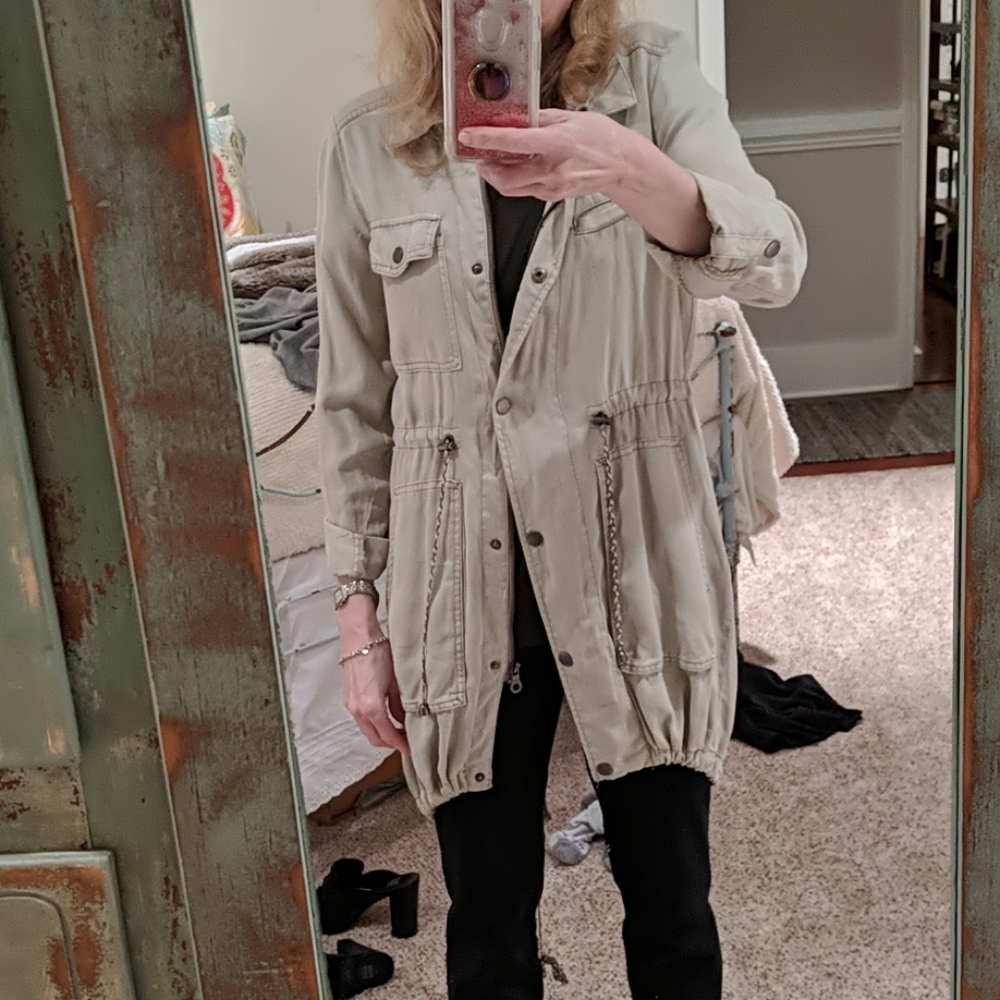 Casual tan lightweight jacket